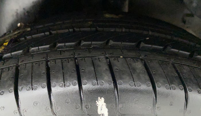 2019 Hyundai Creta SX AT 1.6 DIESEL, Diesel, Automatic, 80,459 km, Left Rear Tyre Tread