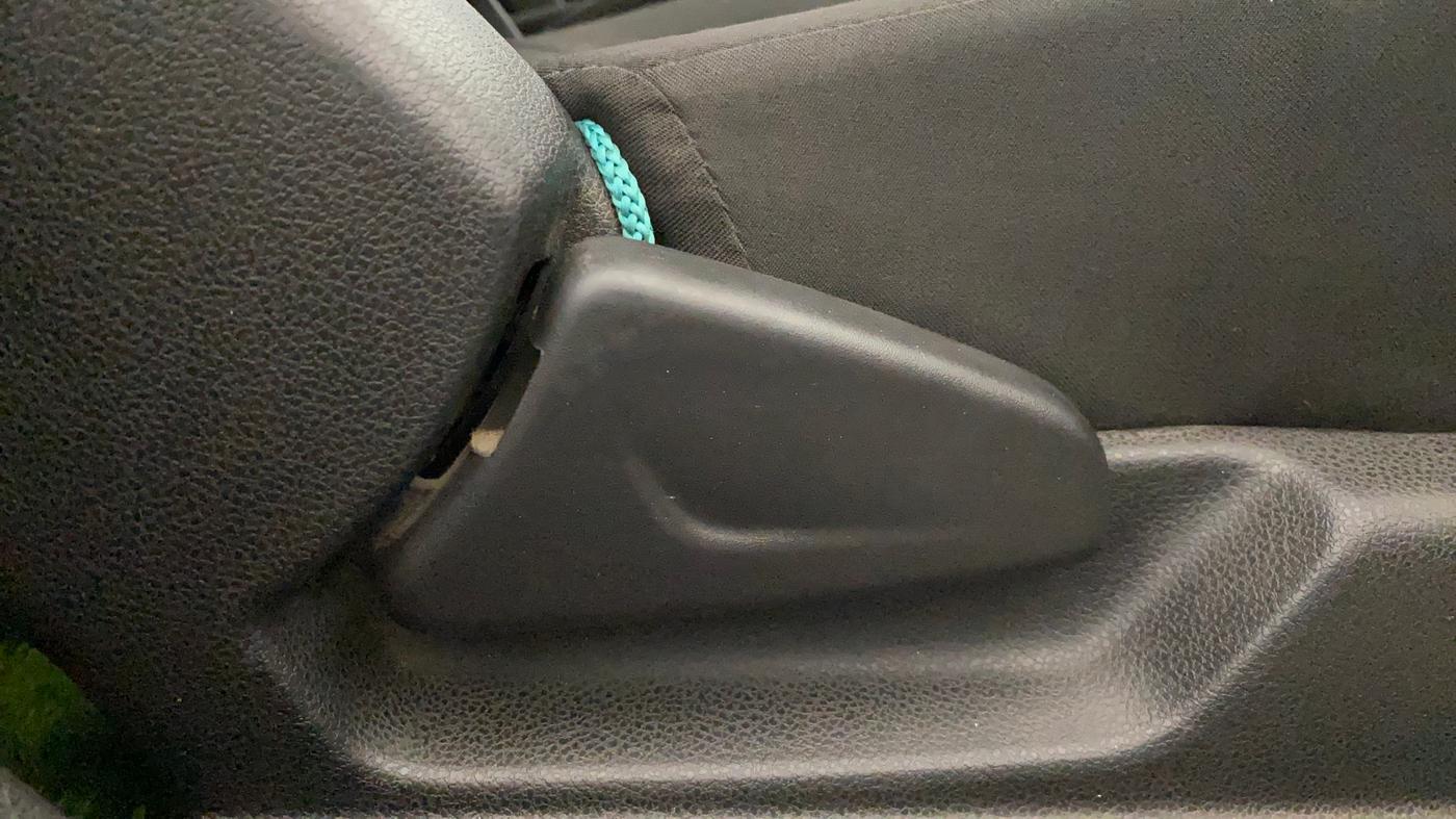2019 Renault Kwid RXL, Petrol, Manual, 55,271 km, Driver Side Adjustment Panel