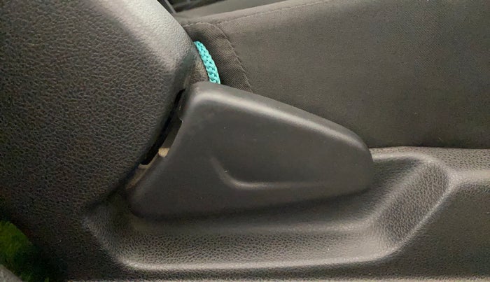 2019 Renault Kwid RXL, Petrol, Manual, 55,271 km, Driver Side Adjustment Panel