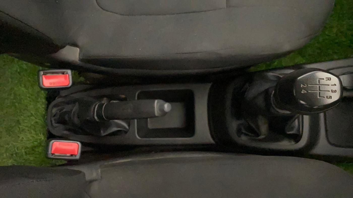 2019 Renault Kwid RXL, Petrol, Manual, 55,271 km, Gear Lever