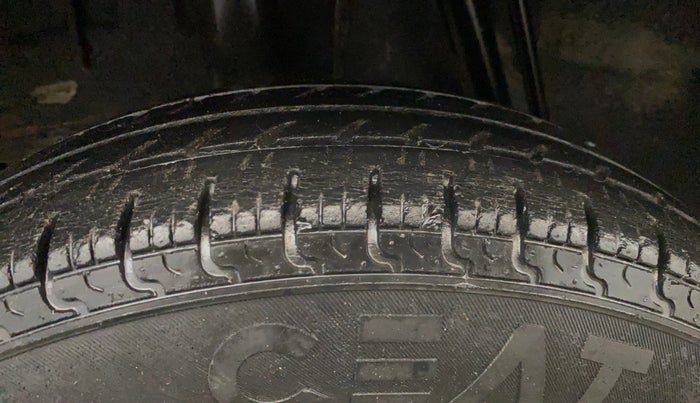 2019 Renault Kwid RXL, Petrol, Manual, 55,271 km, Right Rear Tyre Tread