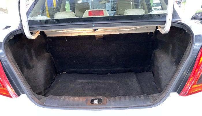 2015 Maruti Swift Dzire ZDI, Diesel, Manual, 88,174 km, Boot Inside