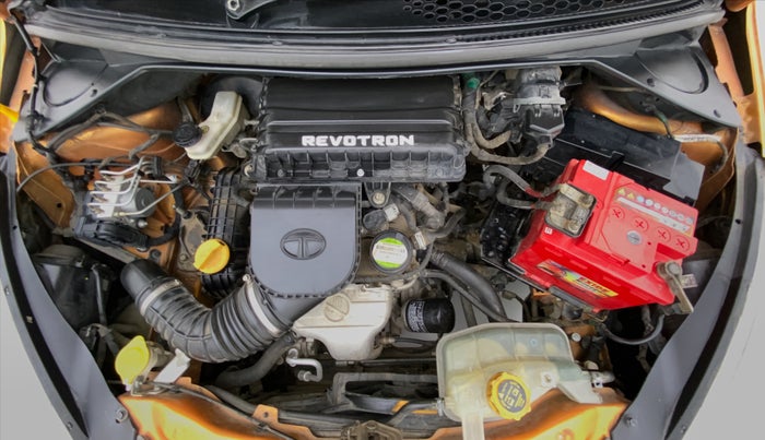 2017 Tata Tiago XZ 1.2 REVOTRON, Petrol, Manual, 68,752 km, Open Bonet