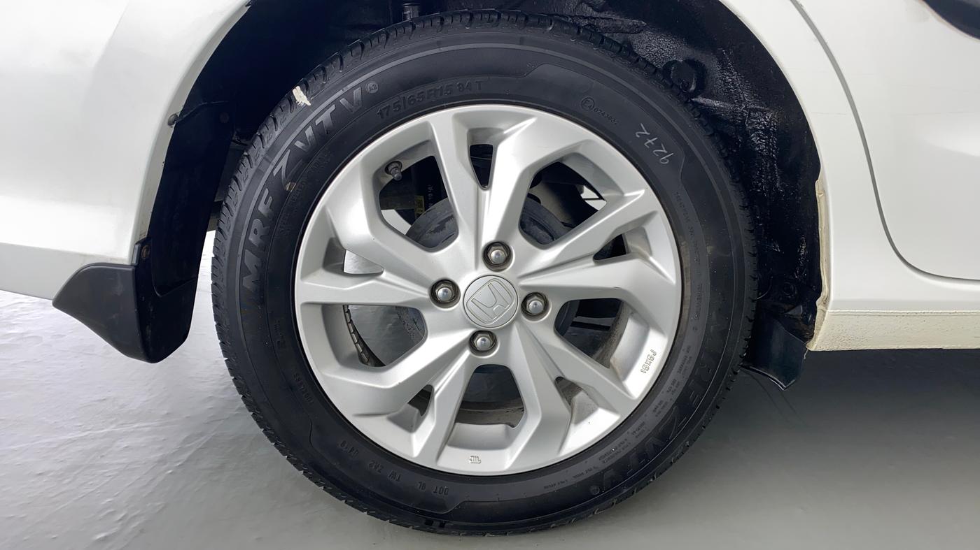 2019 Honda Amaze 1.2 V CVT I VTEC, Petrol, Automatic, 30,368 km, Right Rear Wheel