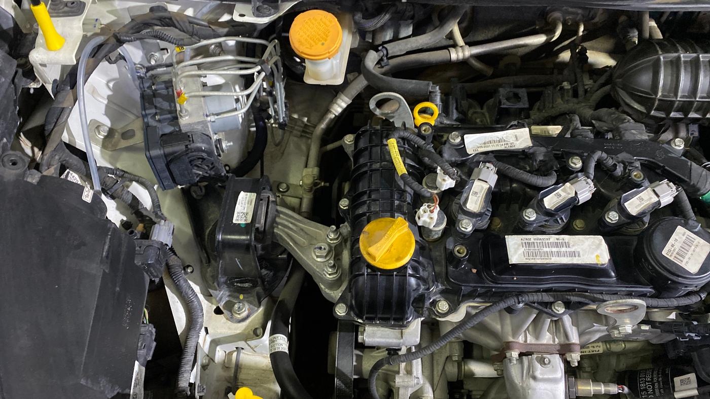 2021 Tata ALTROZ XT PETROL, Petrol, Manual, 36,133 km, Engine View - Right