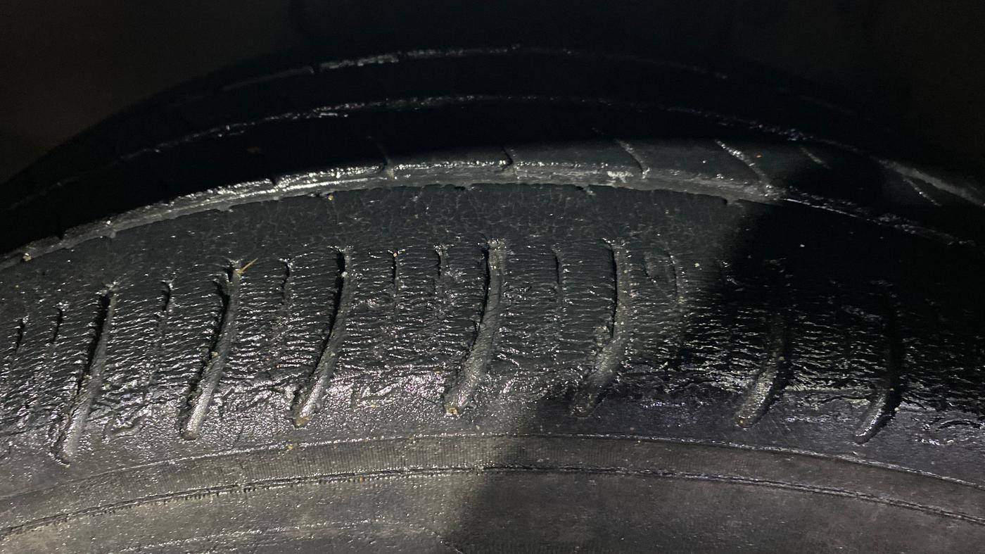 2021 Tata ALTROZ XT PETROL, Petrol, Manual, 36,133 km, Left Front Tyre Tread