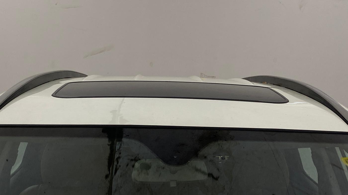 2021 Mahindra XUV500 W11, Diesel, Manual, 84,886 km, Moonroof/ Sunroof