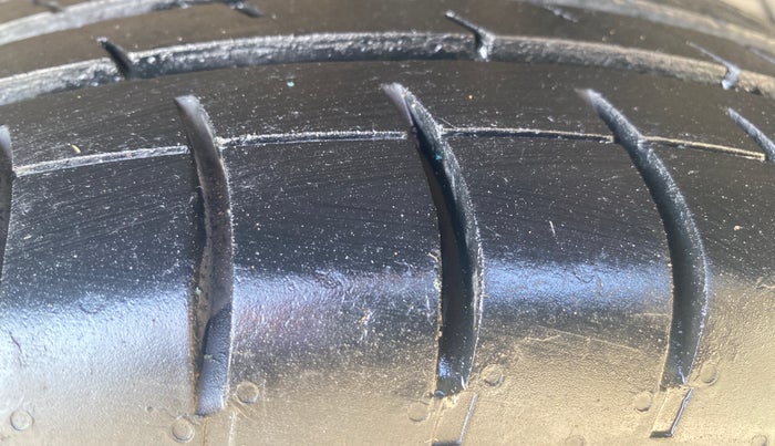 2020 Hyundai NEW I20 SPORTZ 1.2 MT, Petrol, Manual, 77,656 km, Left Rear Tyre Tread