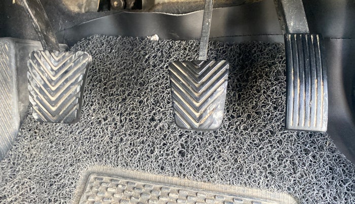 2020 Hyundai NEW I20 SPORTZ 1.2 MT, Petrol, Manual, 77,656 km, Pedals