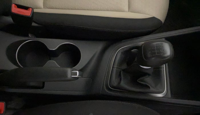 2019 Hyundai Verna 1.6 VTVT SX, Petrol, Manual, 21,950 km, Gear Lever