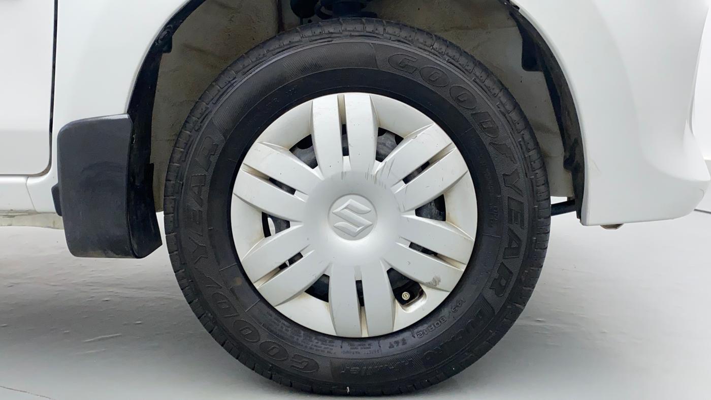 2019 Maruti Alto 800 VXI, Petrol, Manual, 42,236 km, Right Front Wheel