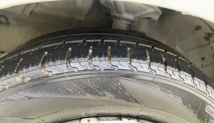 2020 Maruti Celerio VXI CNG, CNG, Manual, 87,413 km, Left Front Tyre Tread