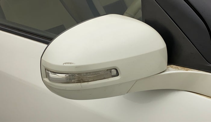 2015 Maruti Swift Dzire VXI, Petrol, Manual, 99,300 km, Right rear-view mirror - Mirror motor not working