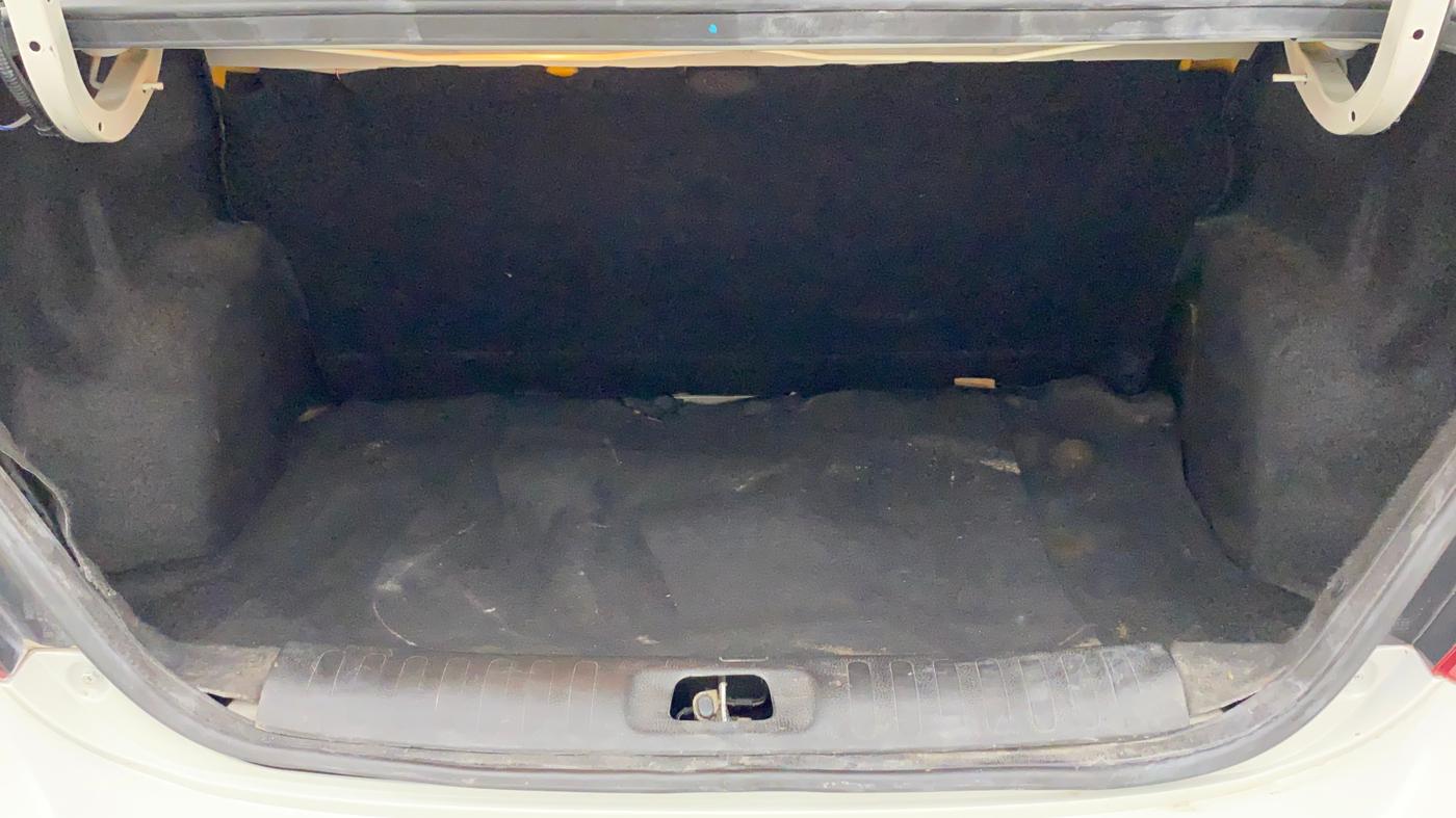 2015 Maruti Swift Dzire VXI, Petrol, Manual, 99,300 km, Boot Inside