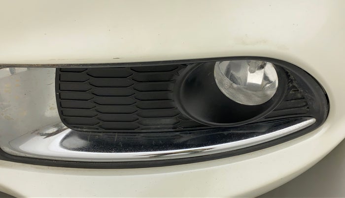 2015 Maruti Swift Dzire VXI, Petrol, Manual, 99,300 km, Left fog light - Not working