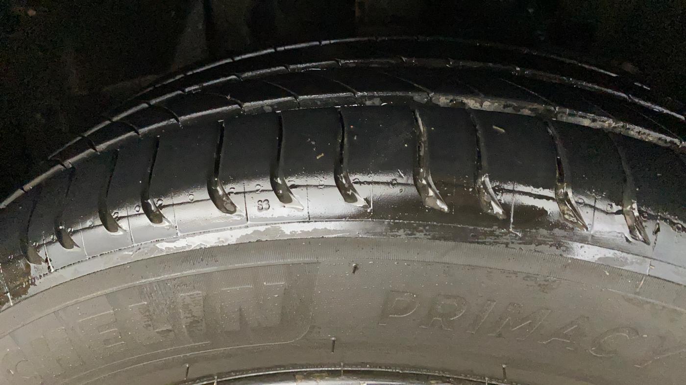 2019 Tata NEXON XZ PLUS PETROL, Petrol, Manual, 54,464 km, Right Front Tyre Tread