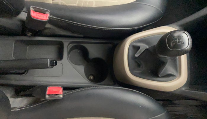 2017 Hyundai Grand i10 MAGNA 1.2 KAPPA VTVT, Petrol, Manual, 36,128 km, Gear Lever