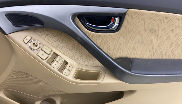 2012 Hyundai New Elantra 1.8 SX MT VTVT, Petrol, Manual, 95,284 km, Driver Side Door Panels Control