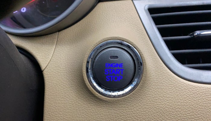 2012 Hyundai New Elantra 1.8 SX MT VTVT, Petrol, Manual, 95,284 km, Keyless Start/ Stop Button