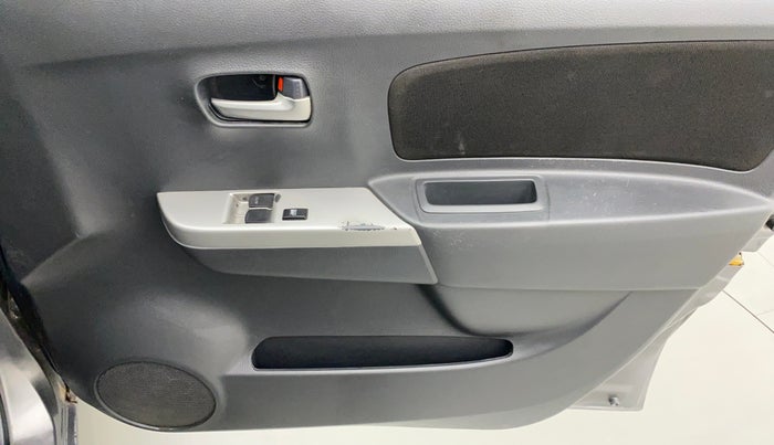 2011 Maruti Wagon R 1.0 LXI CNG, CNG, Manual, 79,167 km, Driver Side Door Panels Control
