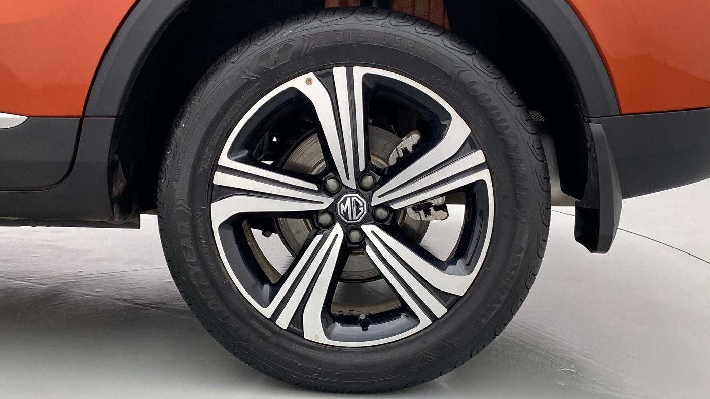 2022 MG ASTOR SAVVY 1.5 CVT IVORY, Petrol, Automatic, 5,302 km, Left Rear Wheel