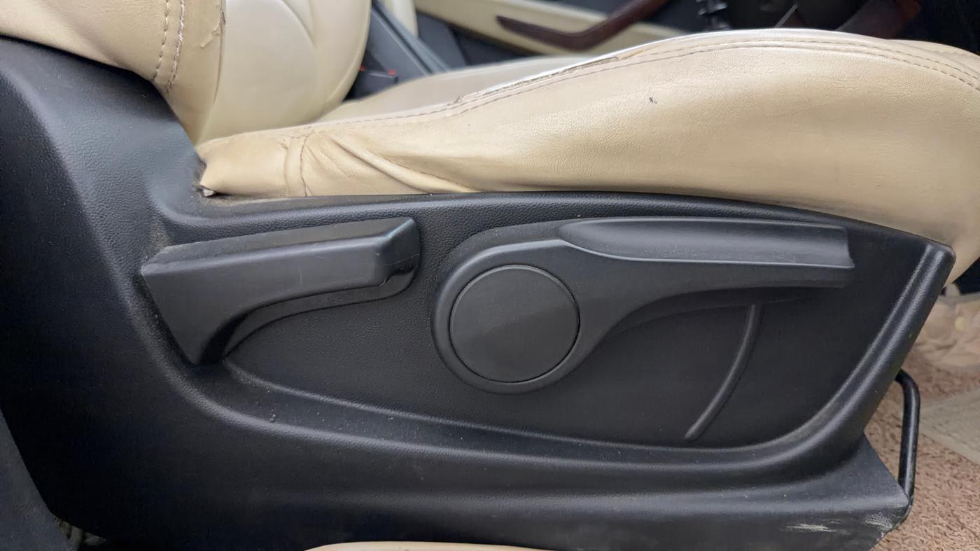 2021 MG HECTOR SUPER HYBRID 1.5 PETROL, Petrol, Manual, 33,888 km, Driver Side Adjustment Panel