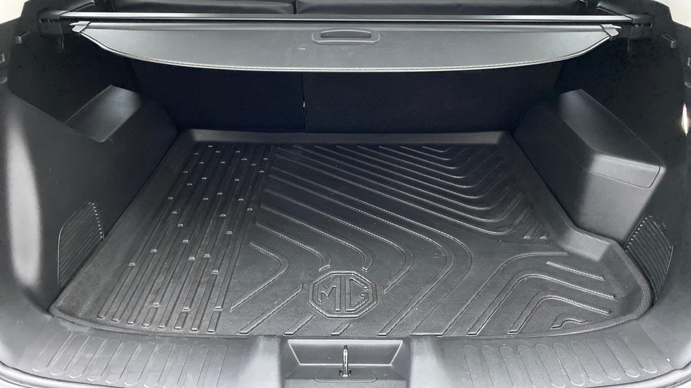 2019 MG HECTOR SHARP DCT PETROL, Petrol, Automatic, 16,226 km, Boot Inside