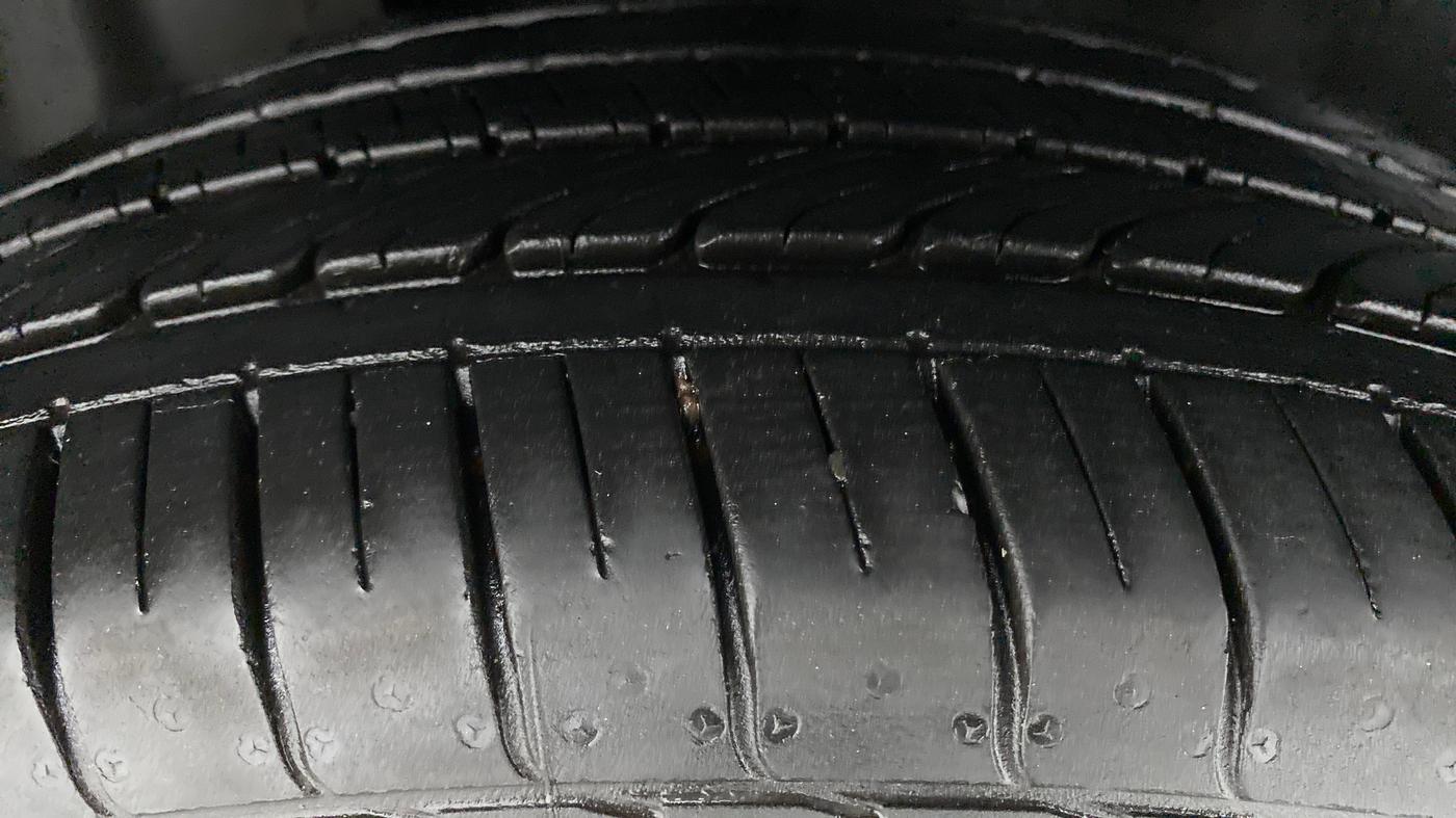 2019 MG HECTOR SHARP DCT PETROL, Petrol, Automatic, 16,226 km, Right Rear Tyre Tread