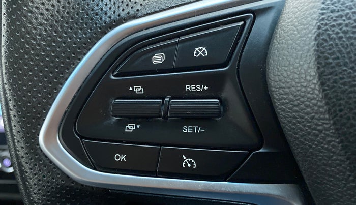 2019 MG HECTOR SHARP DCT PETROL, Petrol, Automatic, 16,226 km, Adaptive Cruise Control