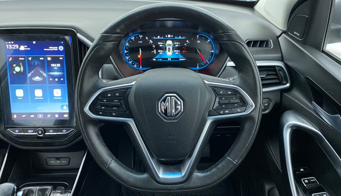 2019 MG HECTOR SHARP DCT PETROL, Petrol, Automatic, 16,226 km, Steering Wheel Close Up
