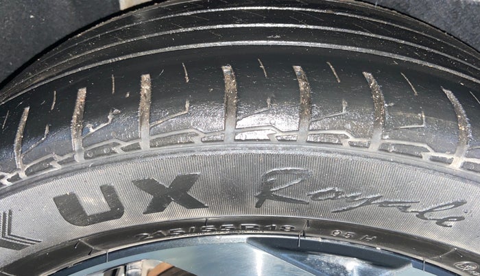 2024 Hyundai ALCAZAR PLATINUM 1.5 MT 7STR, Diesel, Manual, 36,840 km, Right Rear Tyre Tread