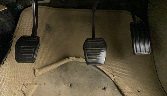 2019 Mahindra Scorpio S3, Diesel, Manual, 44,690 km, Pedals