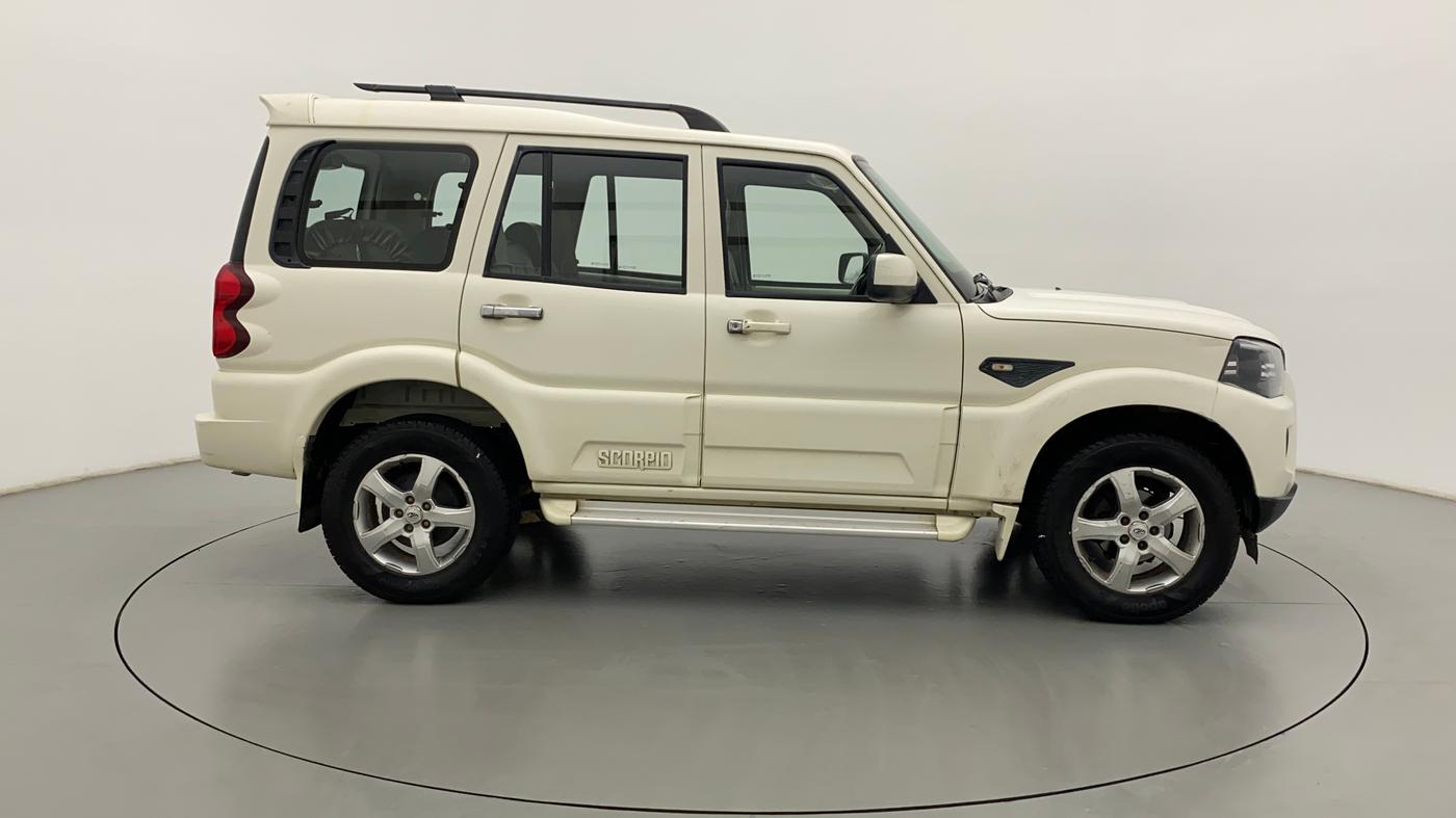 2019 Mahindra Scorpio S3, Diesel, Manual, 44,690 km, Right Side View