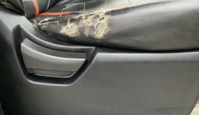 2019 Mahindra Scorpio S3, Diesel, Manual, 44,690 km, Driver Side Adjustment Panel