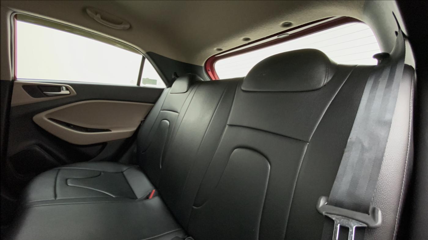 2019 Hyundai Elite i20 1.2 SPORTS PLUS VTVT, Petrol, Manual, 22,208 km, Right Side Rear Door Cabin