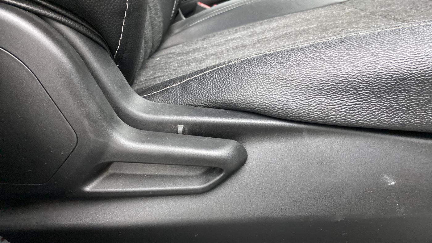 2021 Tata Tiago XT PETROL, Petrol, Manual, 23,466 km, Driver Side Adjustment Panel