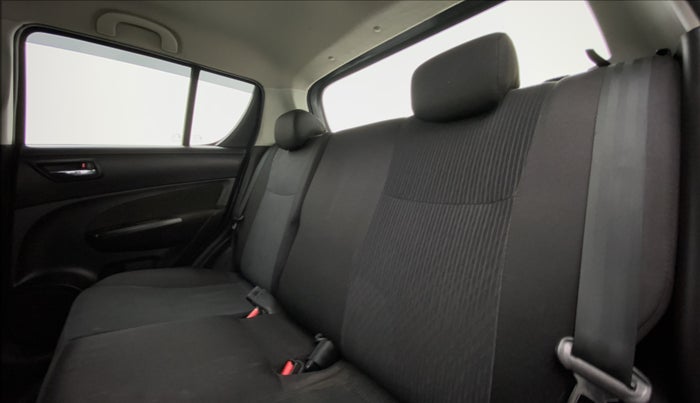 2016 Maruti Swift VXI OPT, Petrol, Manual, 37,214 km, Right Side Rear Door Cabin