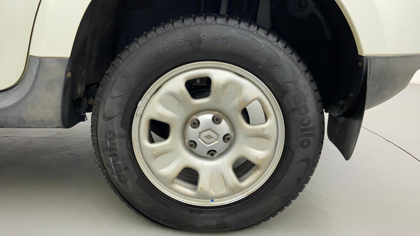 2014 Renault Duster 85 PS RXL, Diesel, Manual, 52,068 km, Left Rear Wheel
