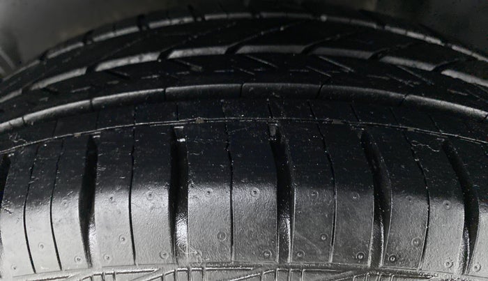 2019 Volkswagen Ameo TRENDLINE 1.5, Diesel, Manual, 18,466 km, Left Rear Tyre Tread