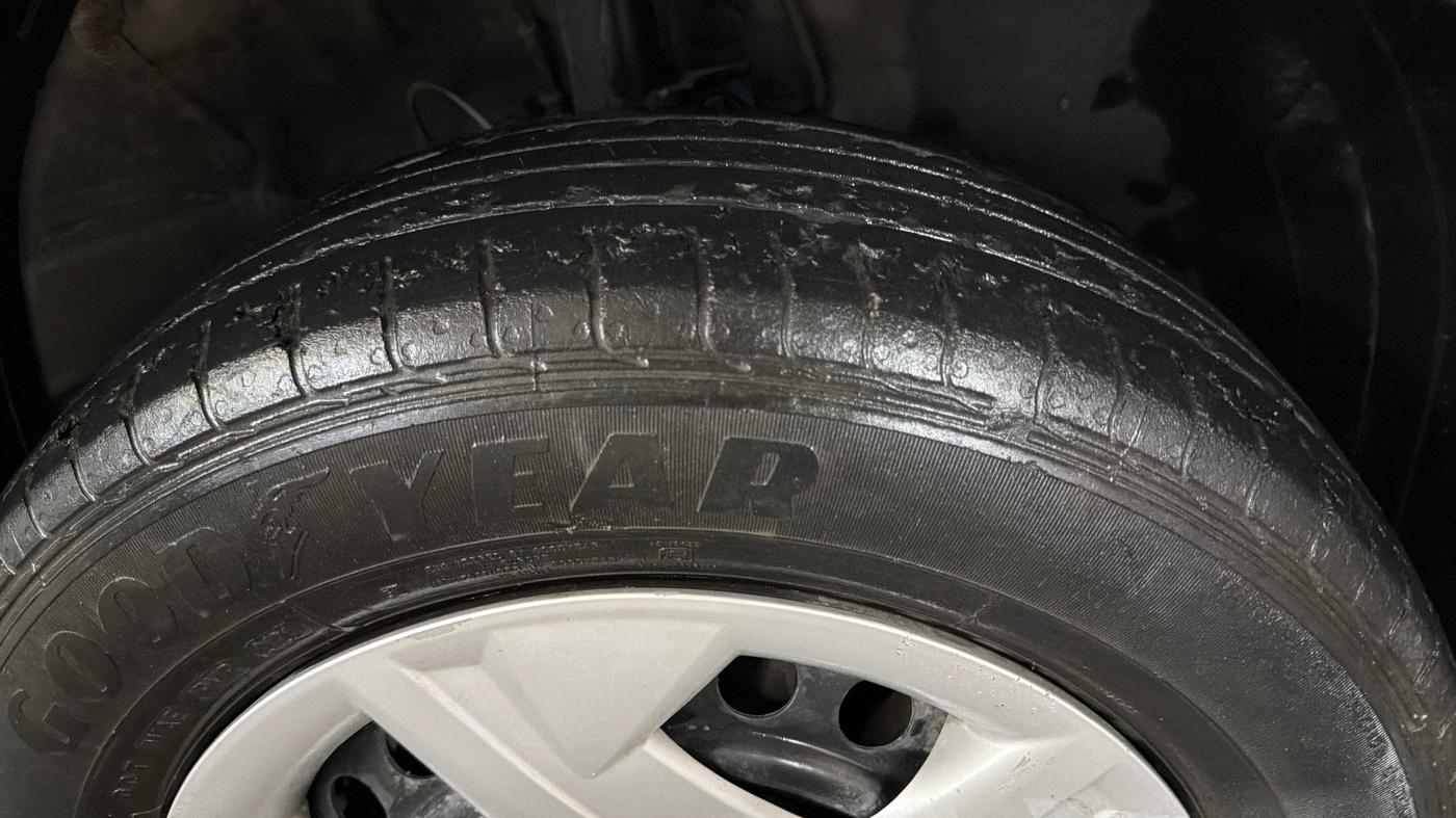 2021 Hyundai VENUE S+ 1.2, Petrol, Manual, 46,137 km, Right Front Tyre Tread