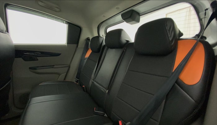 2016 Mahindra Kuv100 K8 5 STR, Petrol, Manual, 16,279 km, Right Side Rear Door Cabin