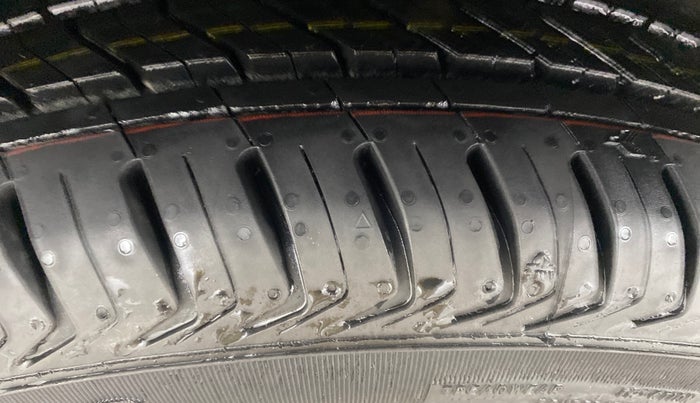 2019 Hyundai GRAND I10 NIOS SPORTZ AMT 1.2 KAPPA VTVT, Petrol, Automatic, 52,372 km, Left Front Tyre Tread