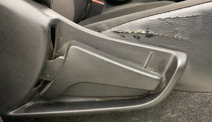 2021 Maruti S PRESSO VXI CNG, CNG, Manual, 31,988 km, Driver Side Adjustment Panel