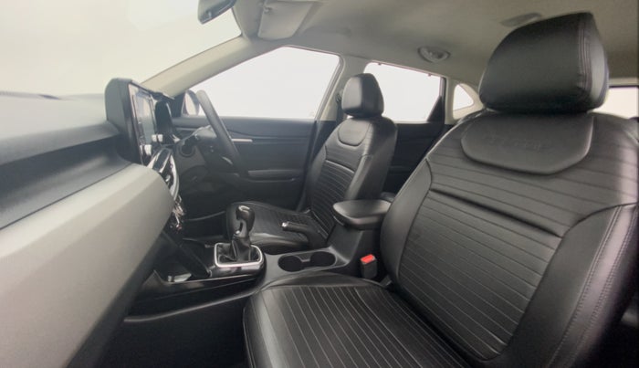 2019 KIA SELTOS HTK PLUS 1.5 DIESEL, Diesel, Manual, 65,187 km, Right Side Front Door Cabin