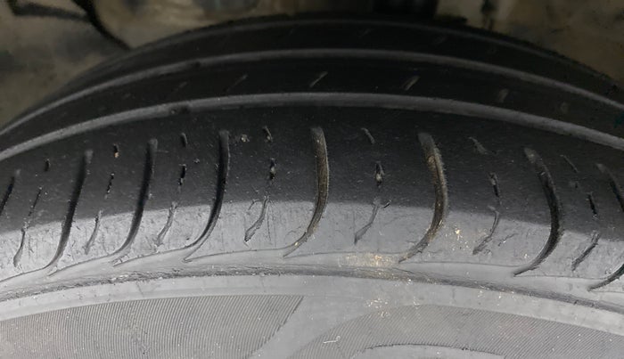 2019 KIA SELTOS HTK PLUS 1.5 DIESEL, Diesel, Manual, 65,187 km, Left Front Tyre Tread