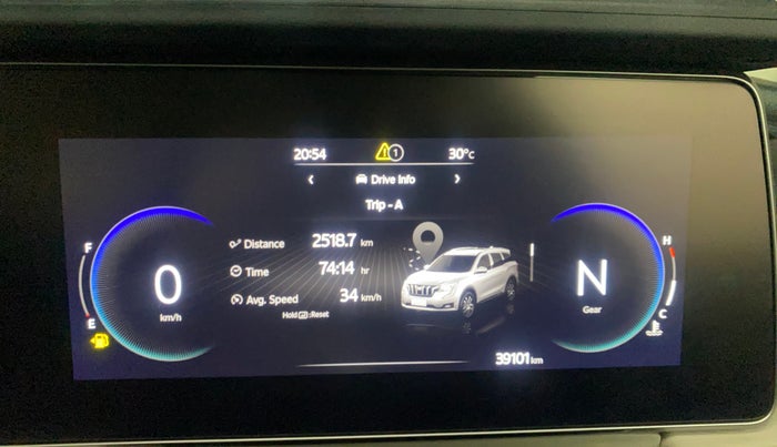 2023 Mahindra XUV700 AX 5 D MT 7 STR, Diesel, Manual, 39,064 km, Odometer Image