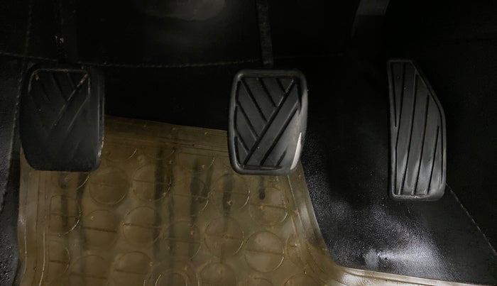 2017 Maruti Celerio VXI CNG D, CNG, Manual, 76,442 km, Pedals