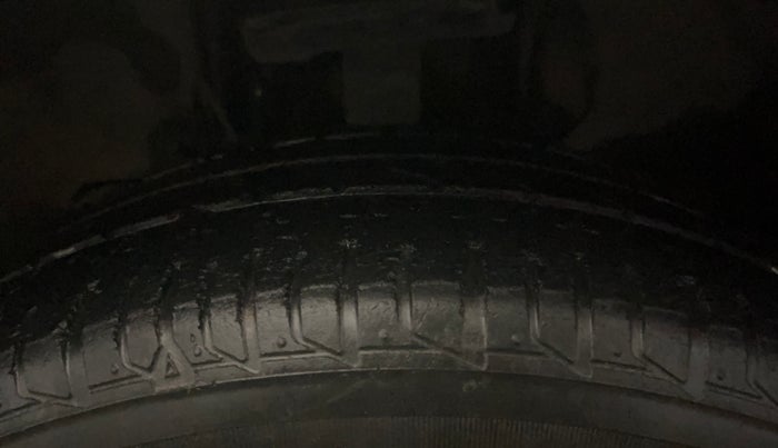 2019 Tata Tiago WIZZ EDITION PETROL, Petrol, Manual, 45,619 km, Left Front Tyre Tread