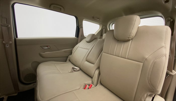 2019 Maruti Ertiga ZXI SMART HYBRID AT, Petrol, Automatic, 30,175 km, Reclining Back Row Seats