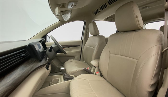 2019 Maruti Ertiga ZXI SMART HYBRID AT, Petrol, Automatic, 30,175 km, Right Side Front Door Cabin